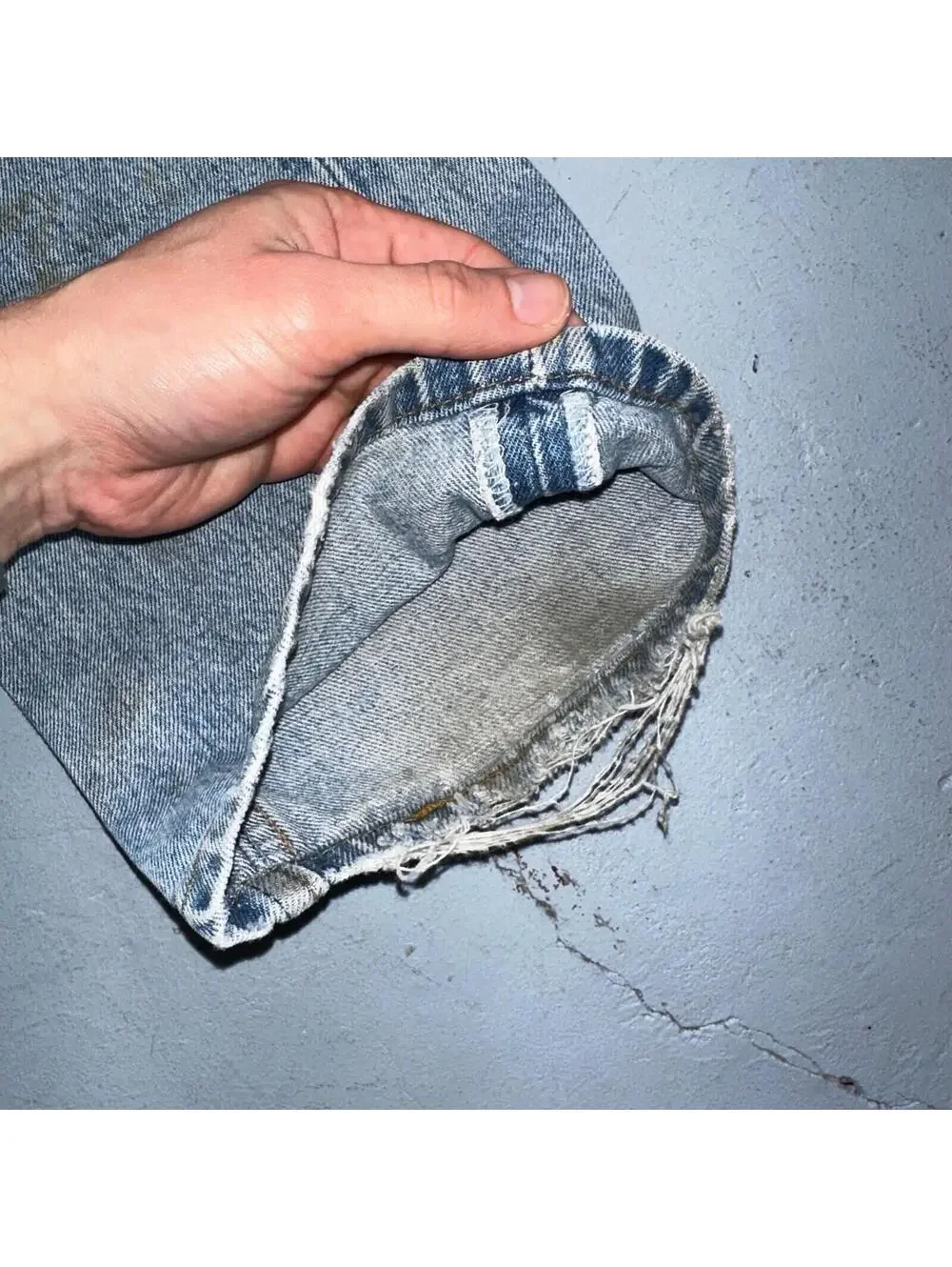 Levis 501 Vintage 90s USA XX Straight Leg Jeans Blue Thrashed 34x34 Act 33x32